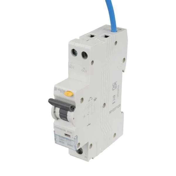 CU1RCBO16B Scolmore Click Elucian 16A Single Pole 1 Module B Curve 6kA 30mA Type A RCBO
